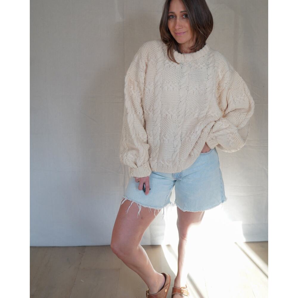 Vintage Chunky Cable Knit Wool Sweater Cream Ivory Oversized Fisherman Style L